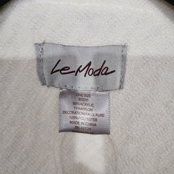 NWT Le Moda Women White Ivory Faux Fur Cowl Neck Poncho Sweater One Size Wedding - Picture 6 of 6